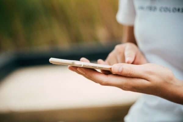 IIJmio iPhone